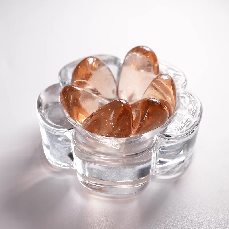 Yapışkan Taşlar ve Dekorasyonda Kullanılan Renkli Cam Boncuklar